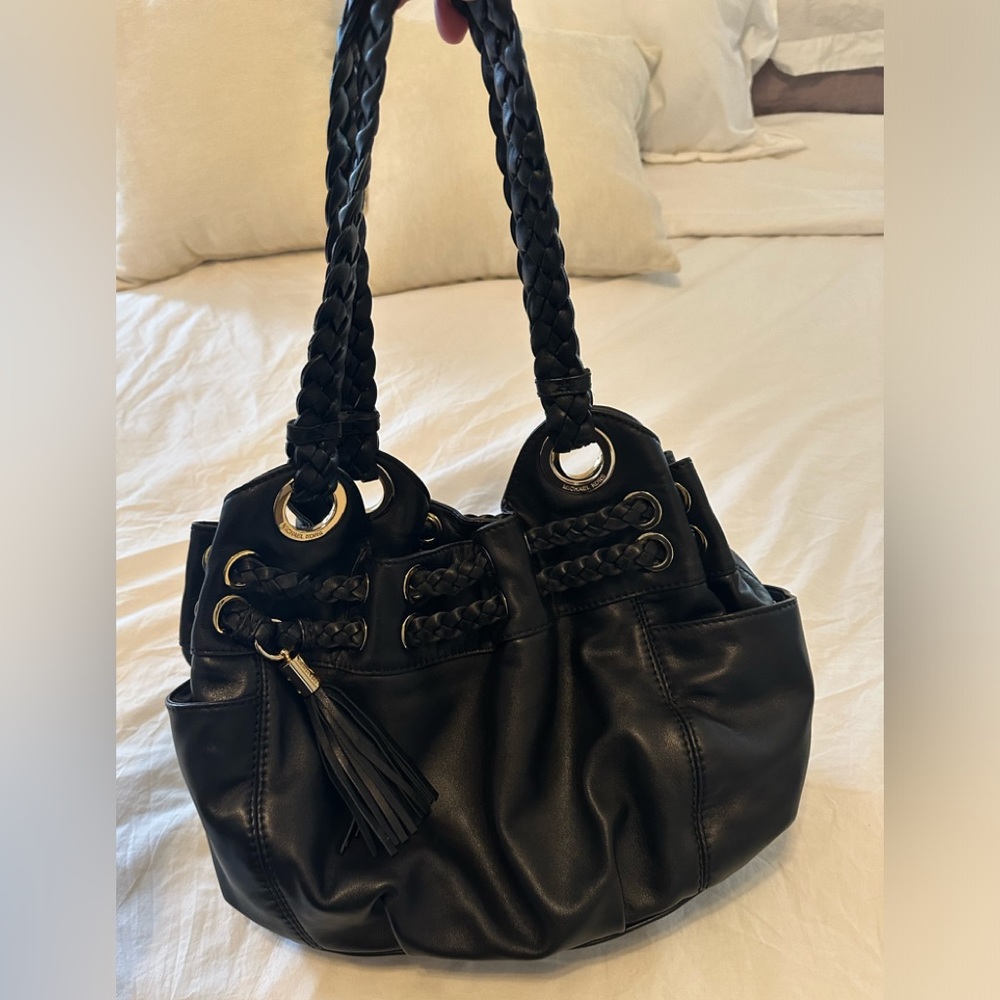 Micheal Kors black medium size purse